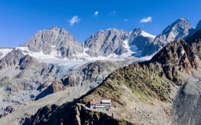 Al cospetto del Bernina: Rifugio Marinelli e Ghiacciaio Fellaria